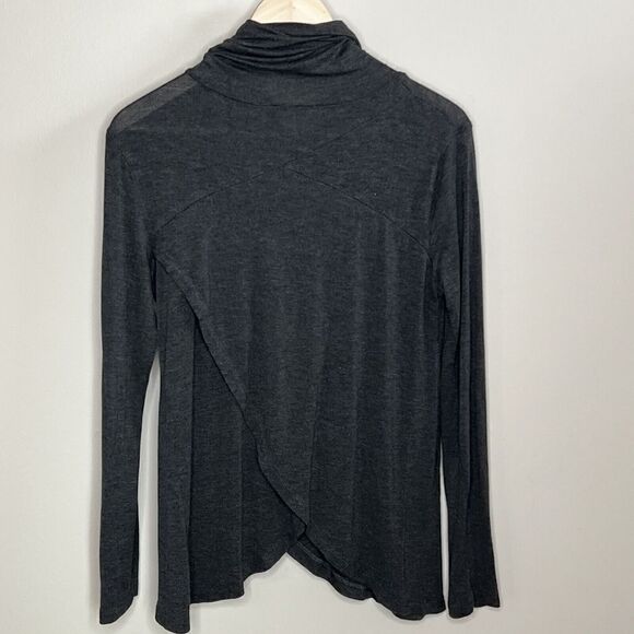 ZENANA Outfitters Small Gray Long Sleeved Cowl Neck Blouse - Picture 7 of 9